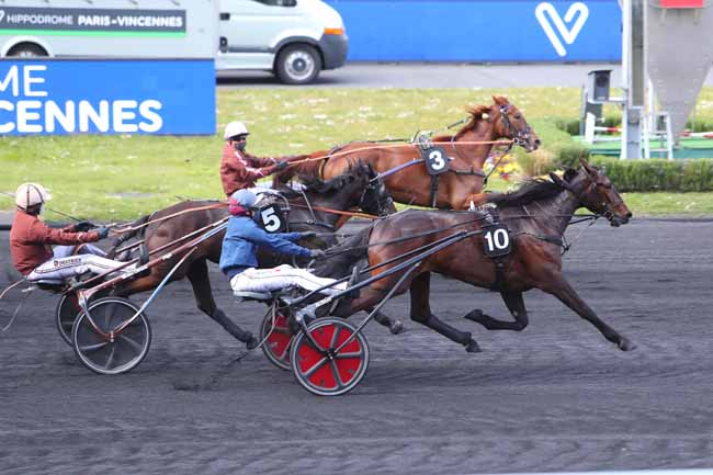 Photo d'arrivée de la course pmu PRIX PHAEO à PARIS-VINCENNES le Mardi 20 avril 2021