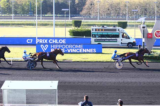 Photo d'arrivée de la course pmu PRIX CHLOE à PARIS-VINCENNES le Vendredi 23 avril 2021