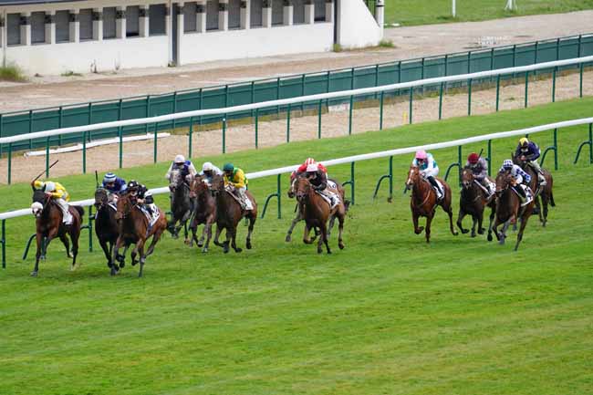 Photo d'arrivée de la course pmu PRIX DE L'ALLEE DES ACACIAS à LONGCHAMP le Jeudi 6 mai 2021