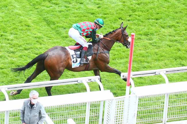 Photo d'arrivée de la course pmu PRIX LE PARISIEN à AUTEUIL le Samedi 22 mai 2021