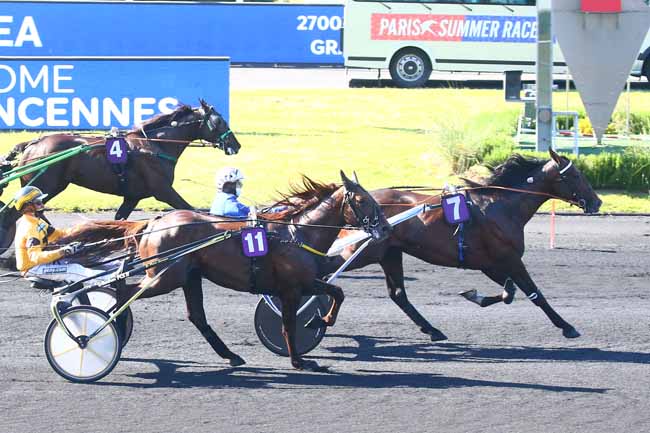 Photo d'arrivée de la course pmu PRIX CHALDAEA à PARIS-VINCENNES le Mardi 1 juin 2021