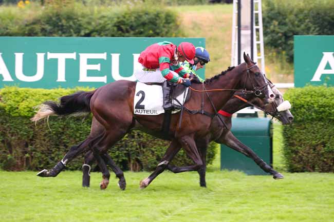 Photo d'arrivée de la course pmu PRIX LA PERICHOLE à AUTEUIL le Mercredi 23 juin 2021
