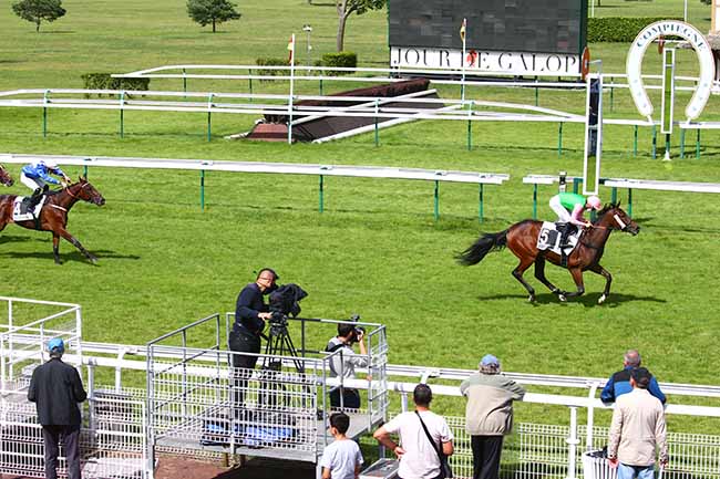 Photo d'arrivée de la course pmu PRIX DE RESSONS-SUR-MATZ à COMPIEGNE le Mardi 6 juillet 2021