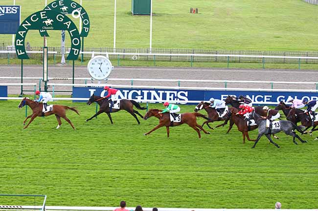Photo d'arrivée de la course pmu PRIX DE L'ETANG NEUF à CHANTILLY le Jeudi 15 juillet 2021