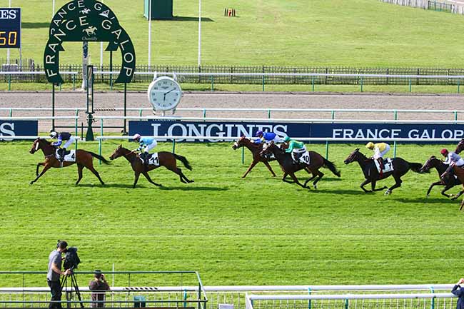 Photo d'arrivée de la course pmu PRIX DU BOIS MOUSSERON à CHANTILLY le Jeudi 15 juillet 2021