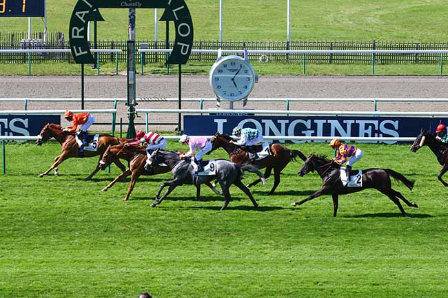 Photo d'arrivée de la course pmu PRIX DE LA FORET DU LYS à CHANTILLY le Dimanche 18 juillet 2021