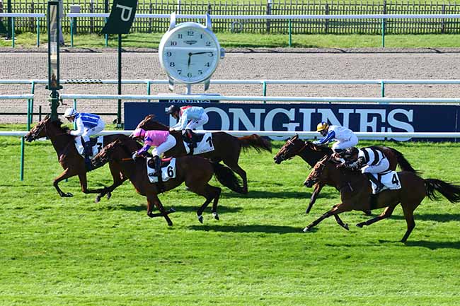Photo d'arrivée de la course pmu PRIX DE LA PEPINIERE - FONDS EUROPEEN DE L'ELEVAGE à CHANTILLY le Dimanche 18 juillet 2021