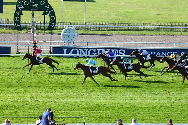 Photo d'arrivée de la course pmu PRIX DE SENLIS à CHANTILLY le Dimanche 18 juillet 2021