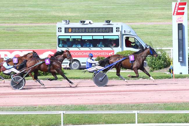 Photo d'arrivée de la course pmu PRIX DU PALAIS BOURBON à ENGHIEN le Samedi 24 juillet 2021