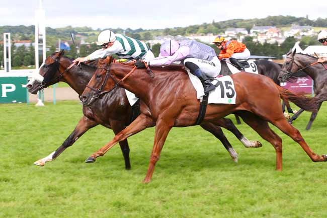 Photo d'arrivée de la course pmu PRIX CHEVAL ESPERANCE - PRIX DE CREPON à DEAUVILLE le Mardi 10 août 2021