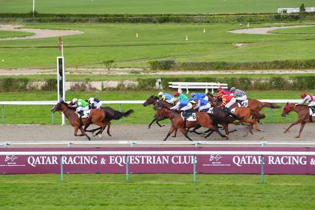 Photo d'arrivée de la course pmu PRIX DU MESNIL-EUDES à DEAUVILLE le Mardi 10 août 2021