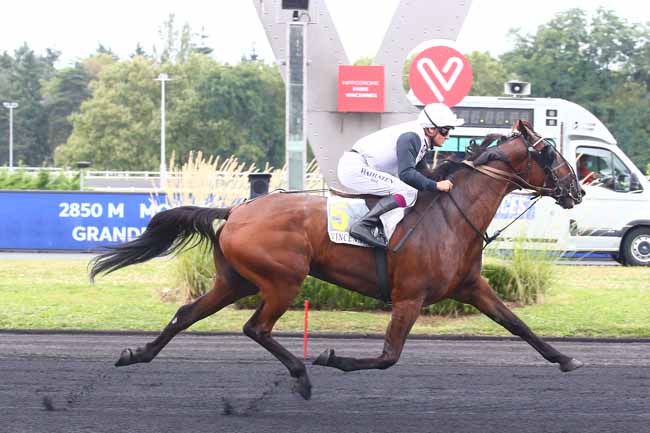 Photo d'arrivée de la course pmu PRIX LEGOUX-LONGPRE à PARIS-VINCENNES le Samedi 21 août 2021