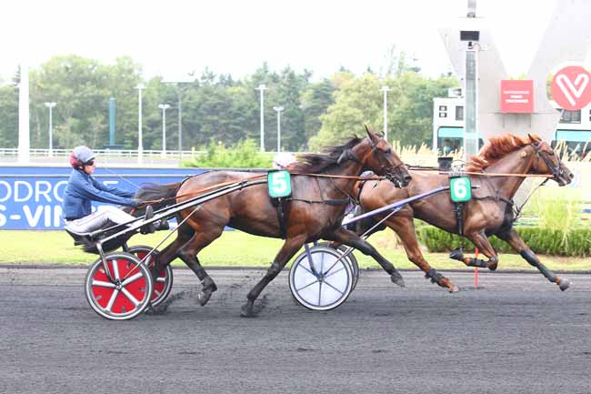 Photo d'arrivée de la course pmu PRIX GUY DELOISON à PARIS-VINCENNES le Samedi 21 août 2021