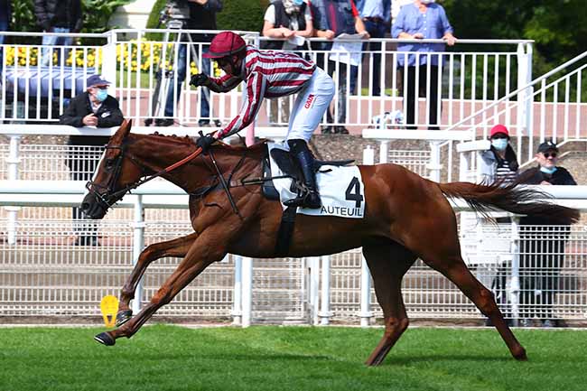 Photo d'arrivée de la course pmu PRIX MELANOS à AUTEUIL le Mercredi 1 septembre 2021