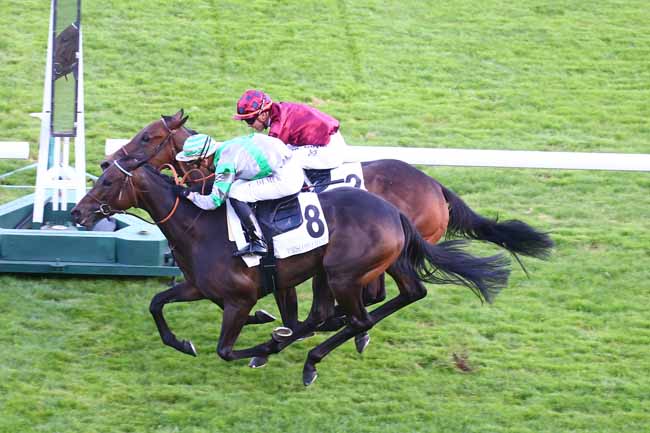 Photo d'arrivée de la course pmu PRIX JOUBERT à LONGCHAMP le Jeudi 9 septembre 2021