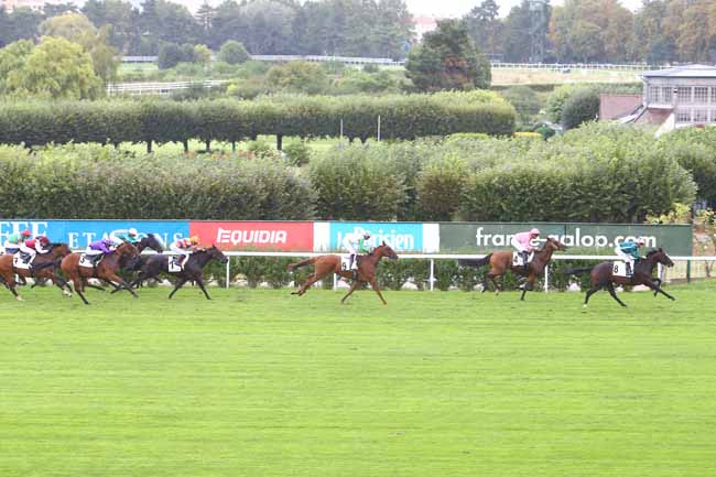 Photo d'arrivée de la course pmu PRIX JUMILHAC à SAINT CLOUD le Vendredi 10 septembre 2021