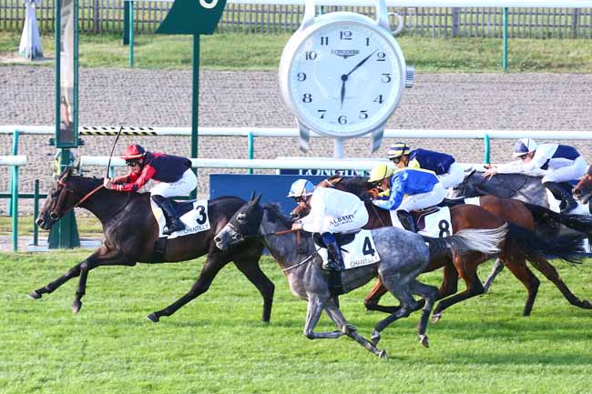 Photo d'arrivée de la course pmu PRIX RACEANDCARE (PRIX DU CANAL DES DRUIDES) à CHANTILLY le Samedi 11 septembre 2021
