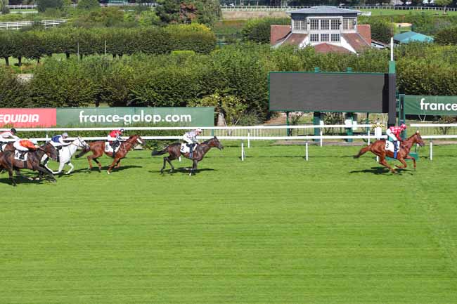 Photo d'arrivée de la course pmu PRIX A TEMPO à SAINT CLOUD le Mercredi 22 septembre 2021
