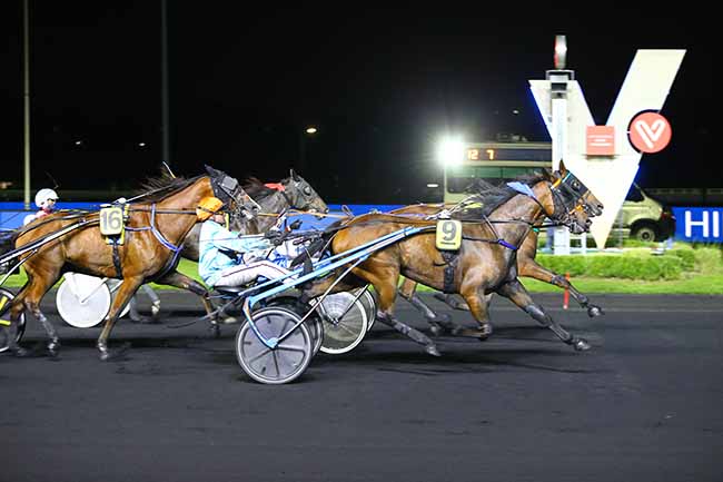 Photo d'arrivée de la course pmu PRIX EUCHARIS à PARIS-VINCENNES le Vendredi 24 septembre 2021