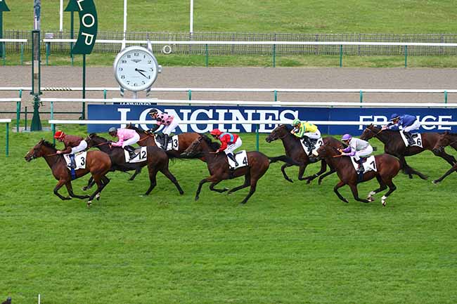Photo d'arrivée de la course pmu PRIX DE LA VILLE DE LAMORLAYE à CHANTILLY le Mercredi 29 septembre 2021