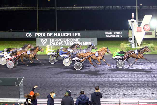 Photo d'arrivée de la course pmu PRIX DE NAUCELLES à PARIS-VINCENNES le Dimanche 16 janvier 2022