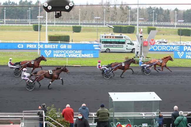 Photo d'arrivée de la course pmu PRIX DE BREST à PARIS-VINCENNES le Samedi 22 janvier 2022