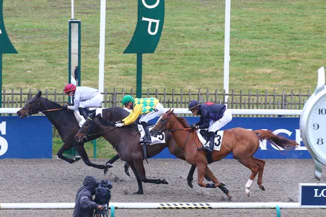 Photo d'arrivée de la course pmu PRIX DE JAGNY-SOUS-BOIS à CHANTILLY le Jeudi 24 février 2022