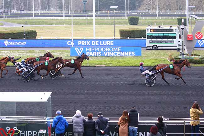 Photo d'arrivée de la course pmu PRIX DE LURE à PARIS-VINCENNES le Mercredi 2 mars 2022