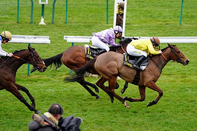 Photo d'arrivée de la course pmu PRIX MICHELINE LEURSON à COMPIEGNE le Dimanche 13 mars 2022