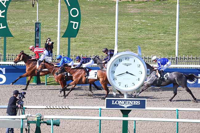Photo d'arrivée de la course pmu PRIX DE LA QUEUE DU RENARD à CHANTILLY le Mardi 22 mars 2022