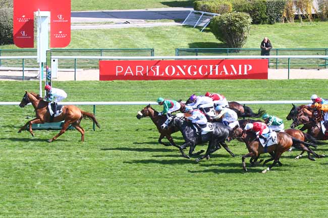 Photo d'arrivée de la course pmu PRIX DE CHEVILLY à LONGCHAMP le Dimanche 10 avril 2022