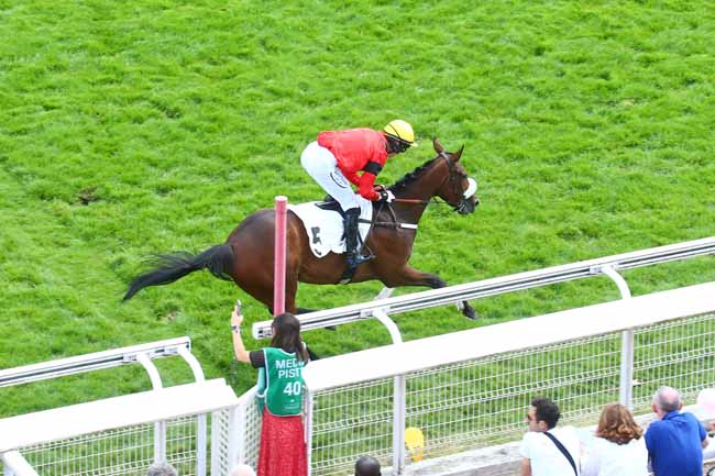 Photo d'arrivée de la course pmu PRIX SAGAN à AUTEUIL le Samedi 21 mai 2022