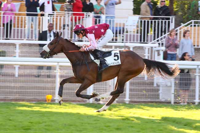 Photo d'arrivée de la course pmu PRIX GOPAL à AUTEUIL le Samedi 28 mai 2022