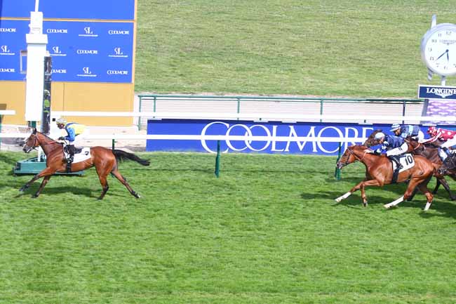 Photo d'arrivée de la course pmu PRIX DE L'HOTEL DE VILLE à LONGCHAMP le Dimanche 29 mai 2022