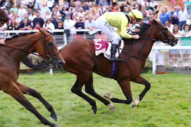 Photo d'arrivée de la course pmu PRIX DU PAYS D'AUGE- 9E ETAPE DU DEFI DU GALOP- UNE PENSEE POUR LE HAVRE à CLAIREFONTAINE le Dimanche 31 juillet 2022