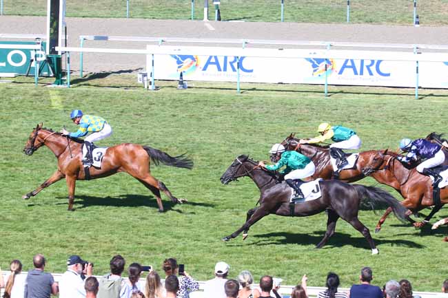Photo d'arrivée de la course pmu PRIX DU CERCLE - COPA IGNACIO CORREAS à DEAUVILLE le Dimanche 7 août 2022