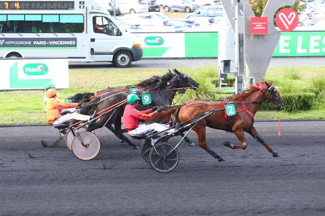 Photo d'arrivée de la course pmu PRIX PMU  à PARIS-VINCENNES le Dimanche 25 septembre 2022