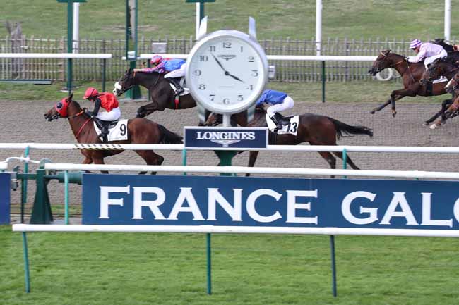 Photo d'arrivée de la course pmu PRIX DU BOIS SAINT-NICOLAS à CHANTILLY le Mercredi 12 octobre 2022