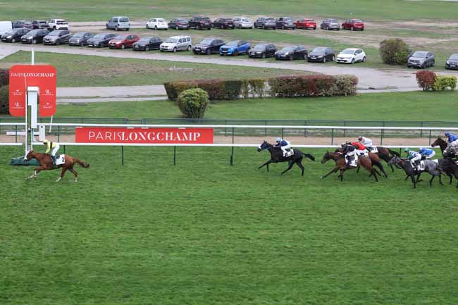 Photo d'arrivée de la course pmu PRIX DE DANGU à LONGCHAMP le Jeudi 13 octobre 2022