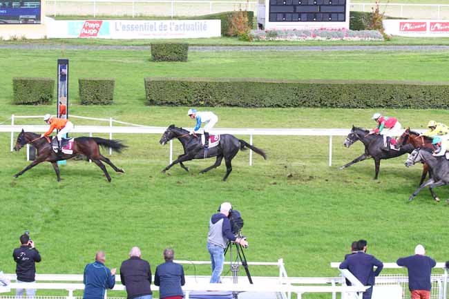 Photo d'arrivée de la course pmu PRIX 