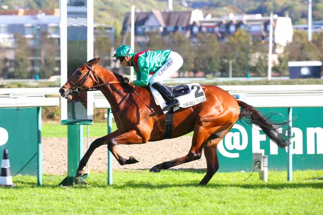 Photo d'arrivée de la course pmu PRIX DE SAINT-DESIR à DEAUVILLE le Jeudi 20 octobre 2022