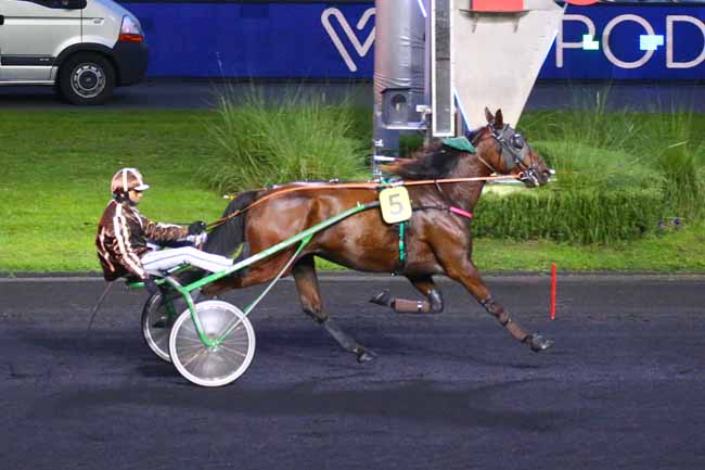 Photo d'arrivée de la course pmu PRIX DE NANCY à PARIS-VINCENNES le Samedi 29 octobre 2022