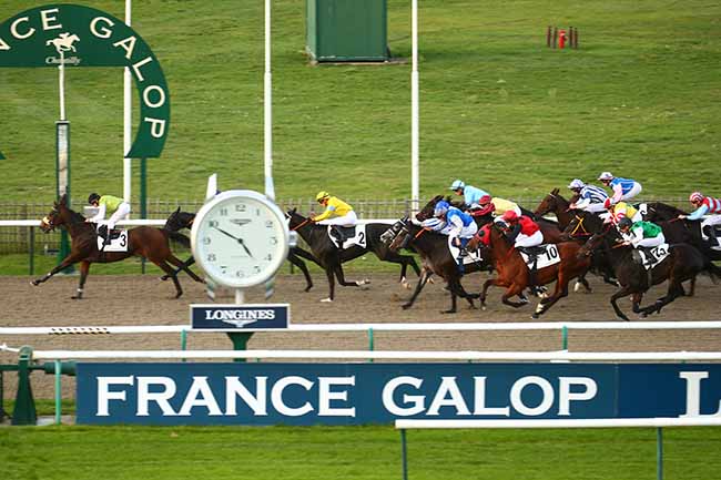 Photo d'arrivée de la course pmu PRIX DE L'AMANTE INQUIETE à CHANTILLY le Mercredi 2 novembre 2022