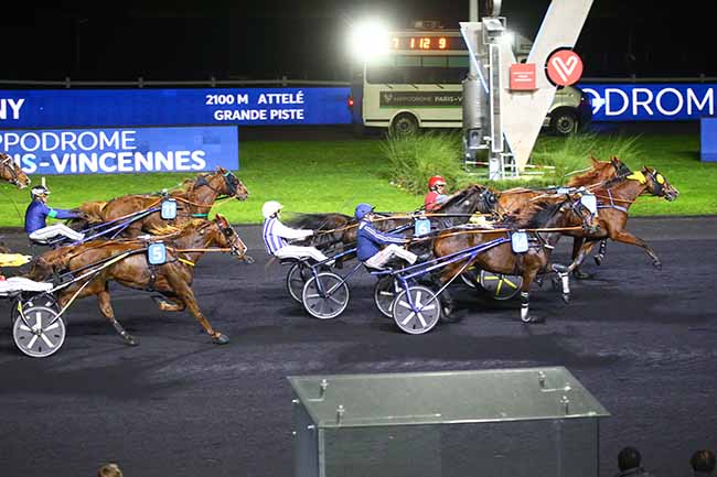 Photo d'arrivée de la course pmu PRIX D'ISIGNY à PARIS-VINCENNES le Lundi 7 novembre 2022