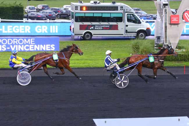 Photo d'arrivée de la course pmu PRIX DE BOISSY-SAINT-LEGER à PARIS-VINCENNES le Dimanche 20 novembre 2022