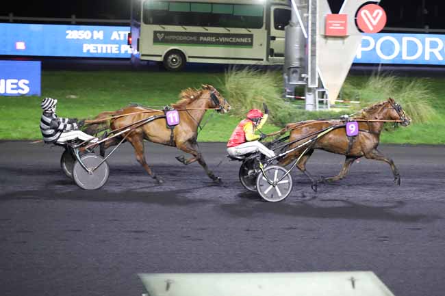 Photo d'arrivée de la course pmu PRIX DE GRAY à PARIS-VINCENNES le Lundi 2 janvier 2023