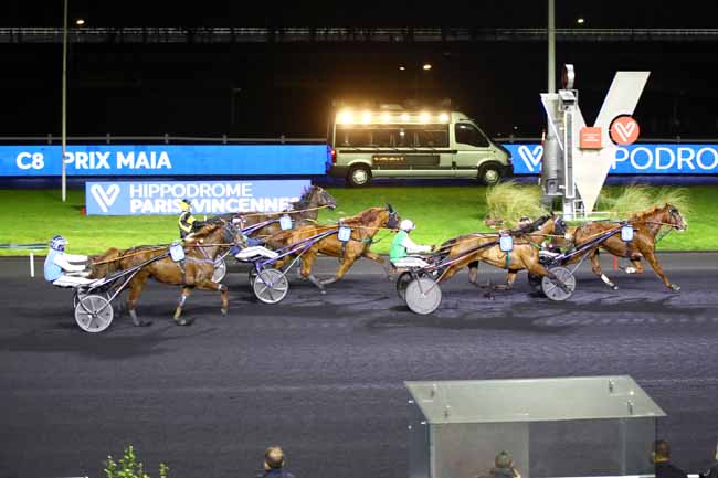 Photo d'arrivée de la course pmu PRIX MAIA à PARIS-VINCENNES le Vendredi 24 mars 2023