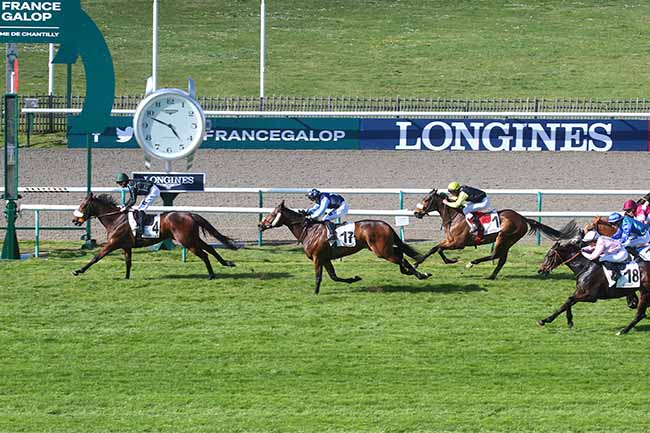 Photo d'arrivée de la course pmu PRIX DE PISSELEUX à CHANTILLY le Lundi 3 avril 2023