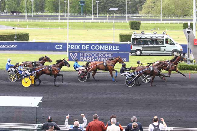 Photo d'arrivée de la course pmu PRIX DE COMBREE à PARIS-VINCENNES le Samedi 6 mai 2023