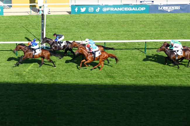 Photo d'arrivée de la course pmu PRIX DE MONTRETOUT à LONGCHAMP le Jeudi 25 mai 2023